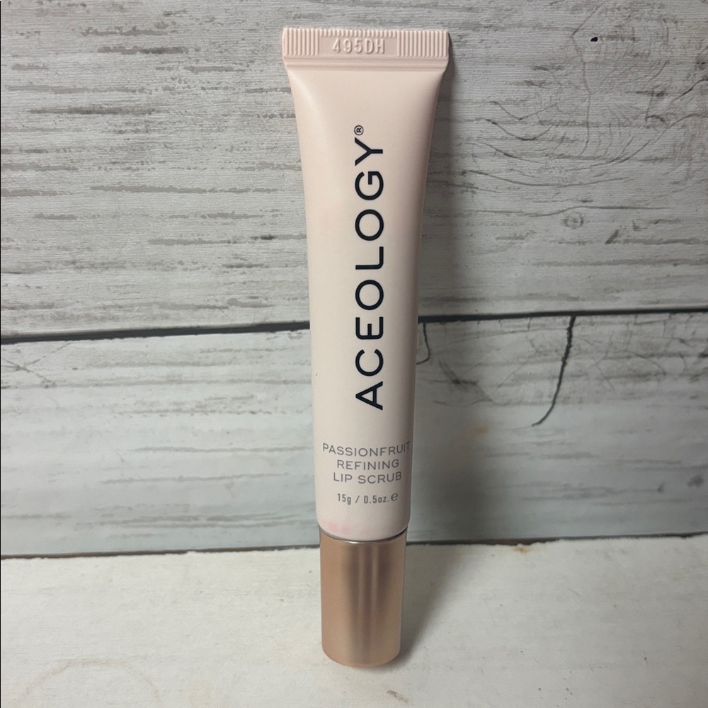 Aceology PASSIONFRUIT REFINING LIP SCRUB